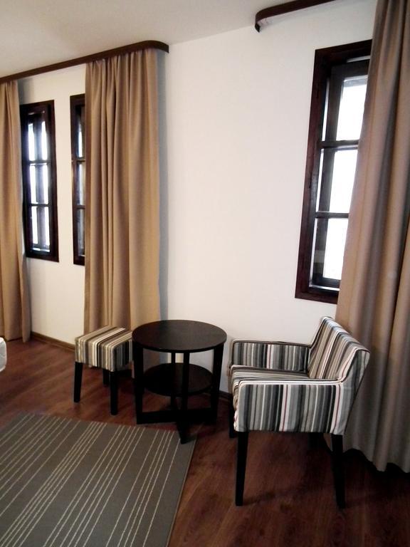 Hotel White House à Veliko Tarnovo Chambre photo