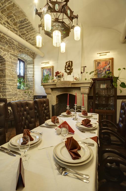 Hotel White House à Veliko Tarnovo Extérieur photo